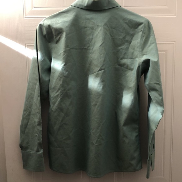 Eddie Bauer Wrinkle-resistant Cotton Green Button-down Shirt - Picture 7 of 8